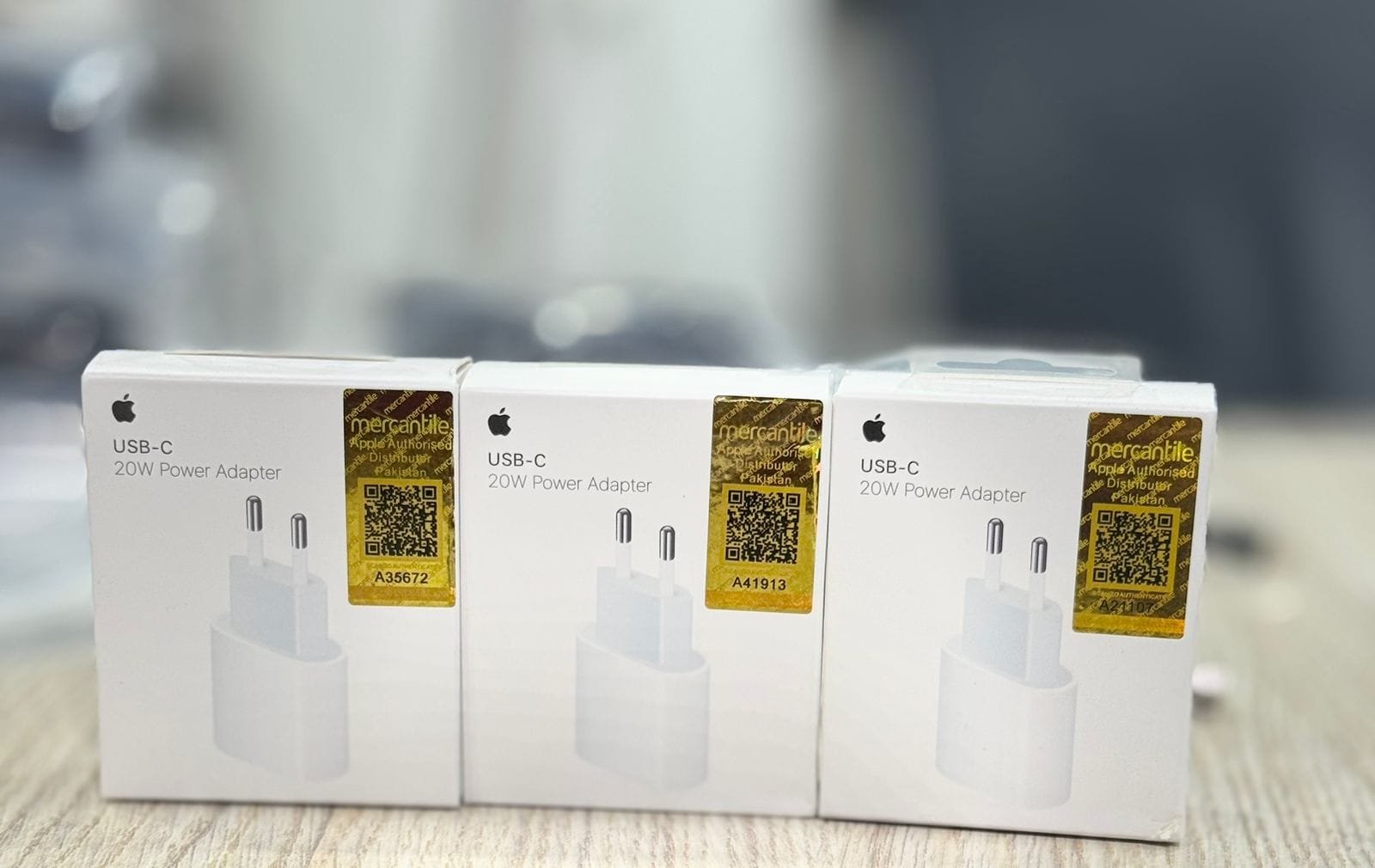 Apple Type-C PD 20W Power Adapter Charger 2 Pin (EU Pin) with Nfc - available in Pakistan at Metaware