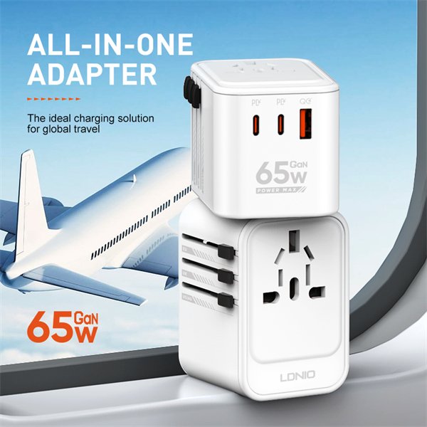 Ldnio Z6 3 USB Ports 65W GaN Travel Adapter - available in Pakistan at Metaware